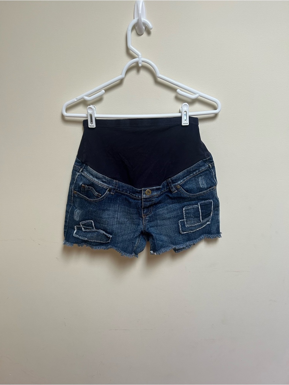 Oh! Mamma Blue Denim Maternity Shorts with Black Waist Panel